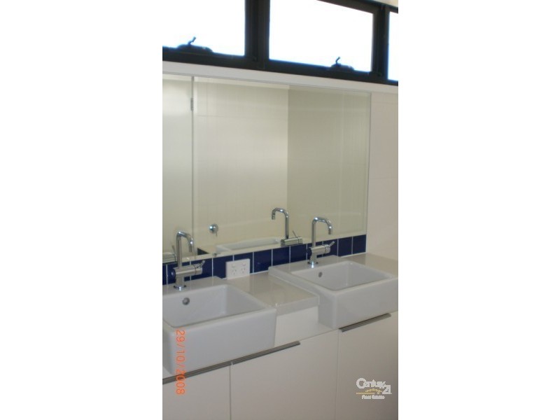 2/2 Balgownie Drive, Peregian Springs QLD 4573