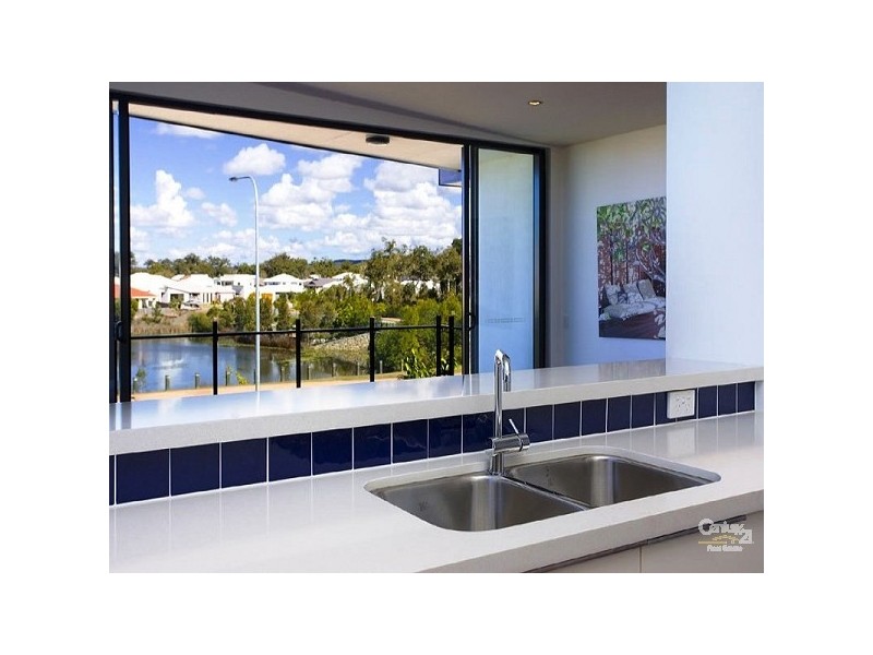 2/2 Balgownie Drive, Peregian Springs QLD 4573