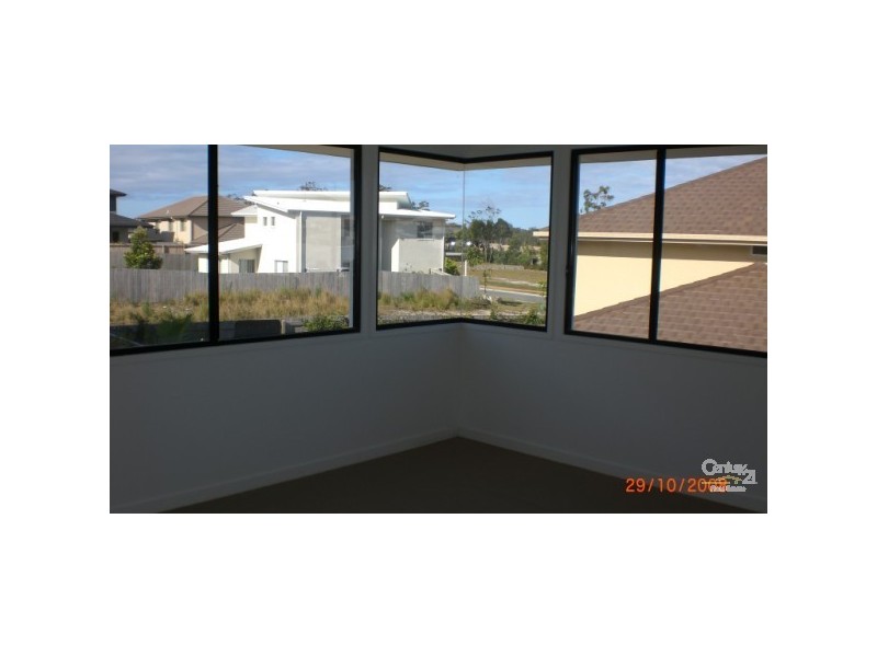 2/2 Balgownie Drive, Peregian Springs QLD 4573