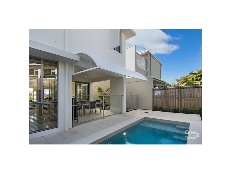 2/66 The Avenue, Peregian Springs QLD 4573