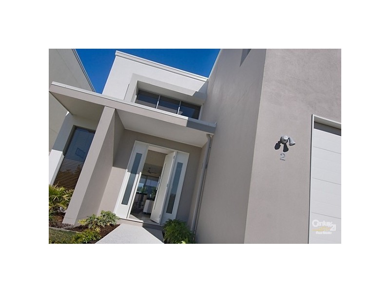 2/66 The Avenue, Peregian Springs QLD 4573