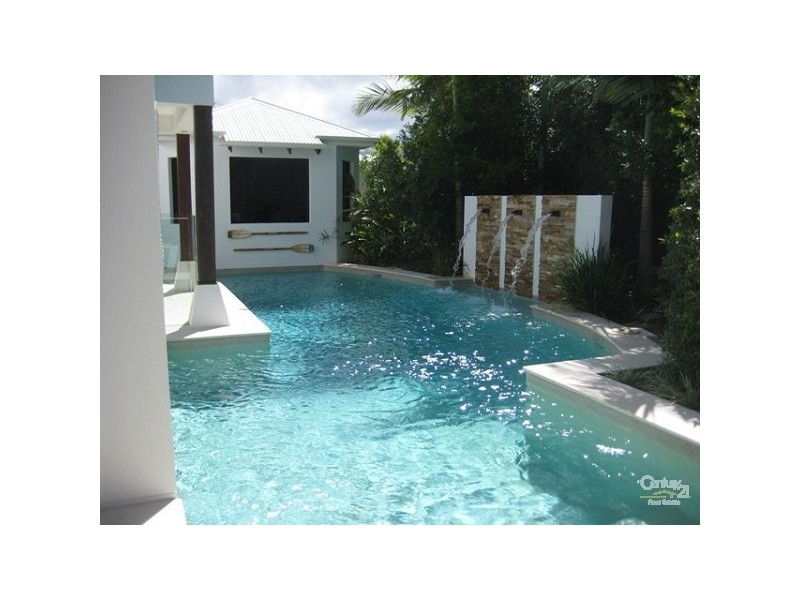 81 The Avenue, Peregian Springs QLD 4573
