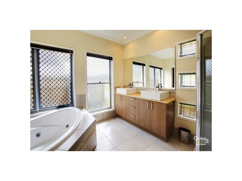 36 Sandhurst Crescent, Peregian Springs QLD 4573