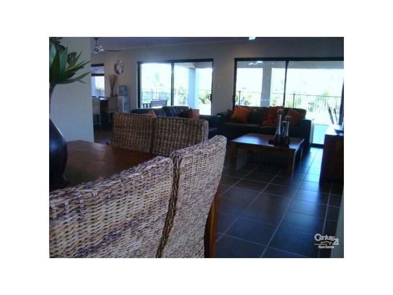 3 Thomson Place, Peregian Springs QLD 4573