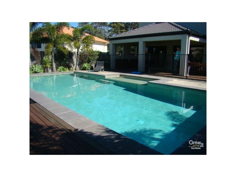 3 Thomson Place, Peregian Springs QLD 4573