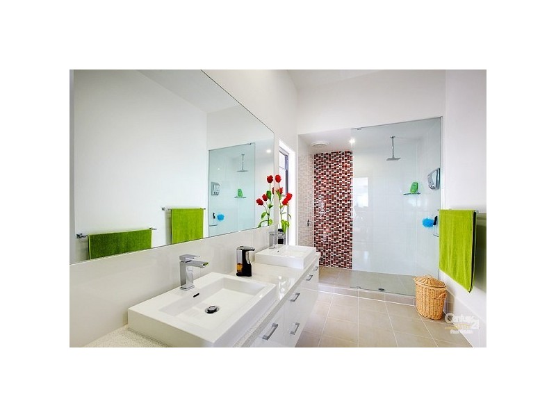 110 The Avenue, Peregian Springs QLD 4573