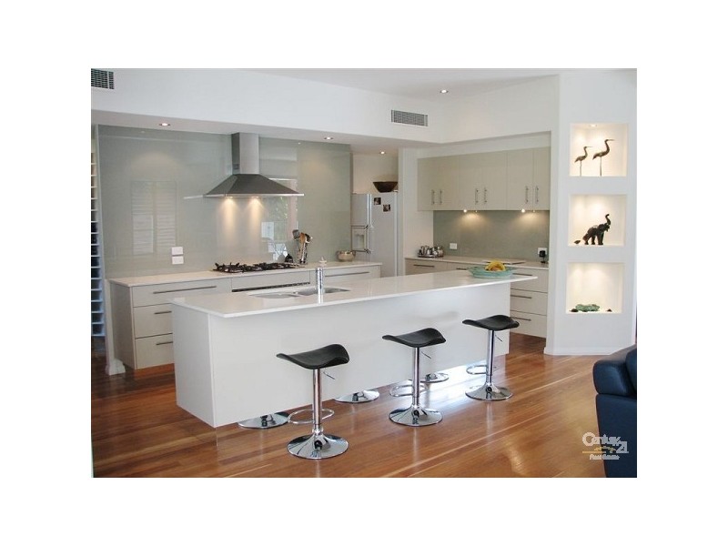 81 The Avenue, Peregian Springs QLD 4573