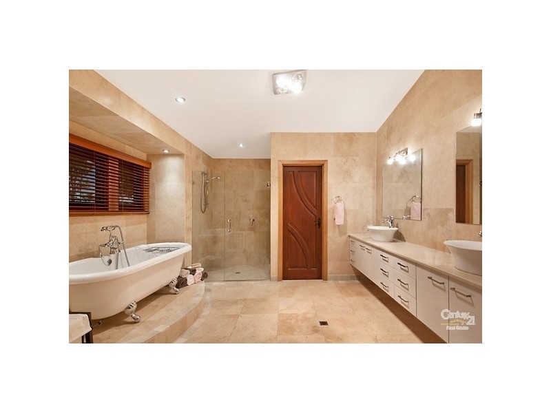 40 Lakeside Dve, Peregian Springs QLD 4573