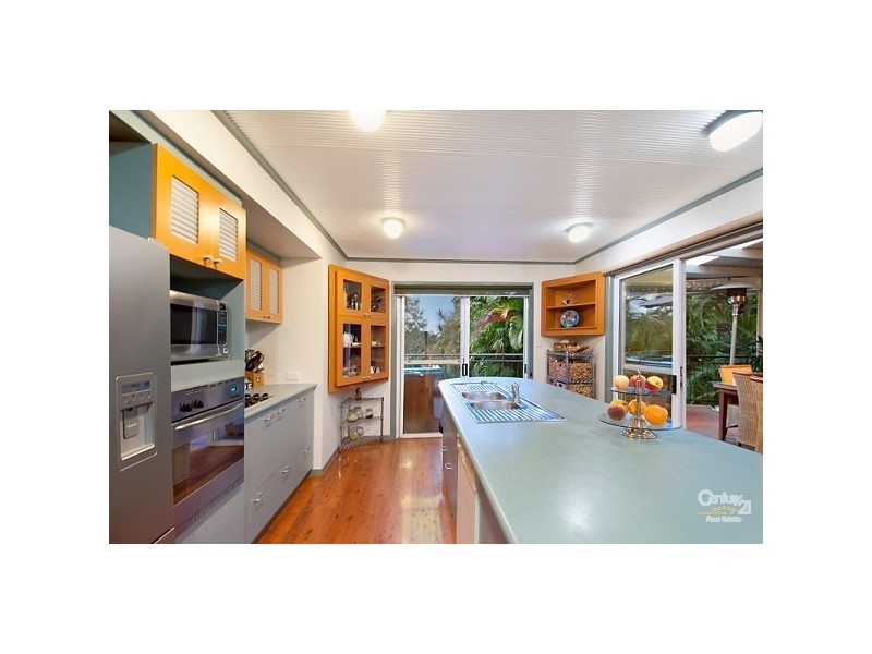 202 Arcoona Rd, Coolum Beach QLD 4573