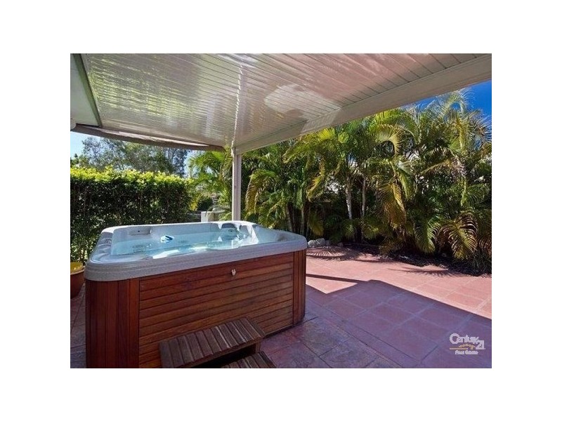 1 Highgrove Circuit, Peregian Springs QLD 4573