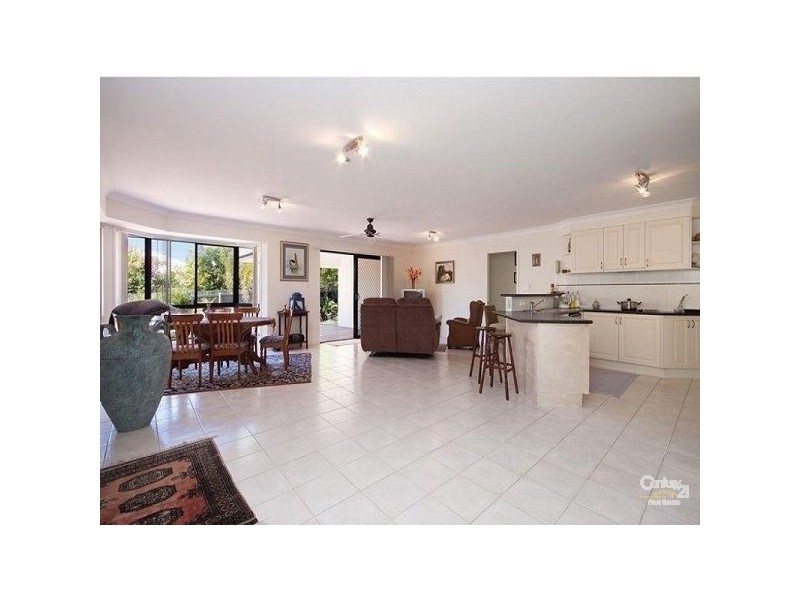 1 Highgrove Circuit, Peregian Springs QLD 4573