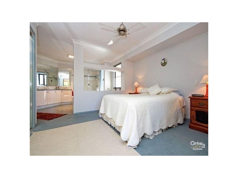 1 Highgrove Circuit, Peregian Springs QLD 4573