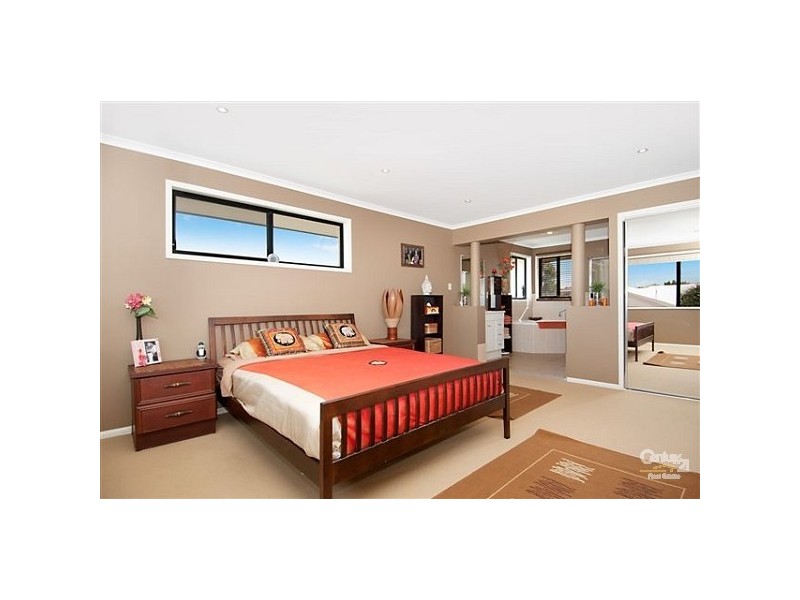 33 Crestview Drive, Peregian Springs QLD 4573