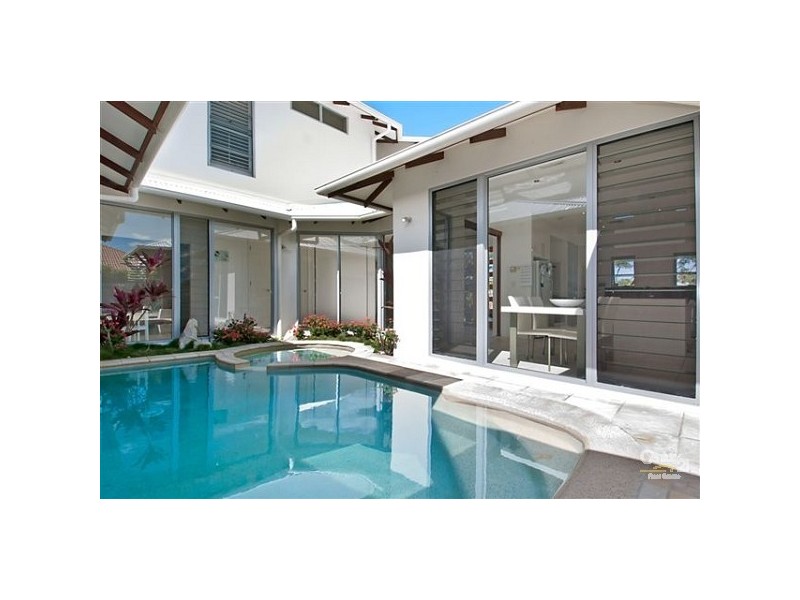 13 IRONHURST PLACE, Peregian Springs QLD 4573