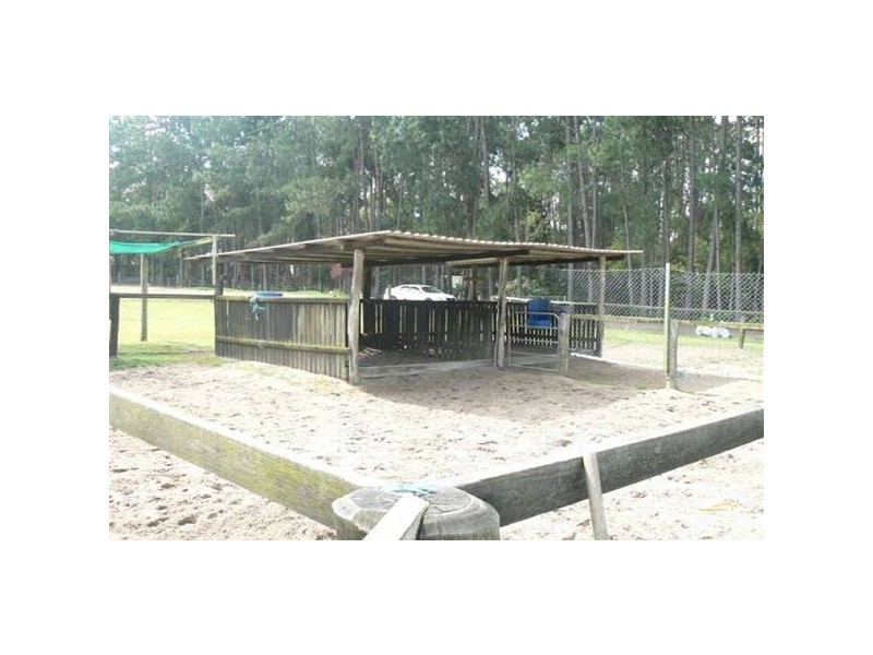Logan Village QLD 4207