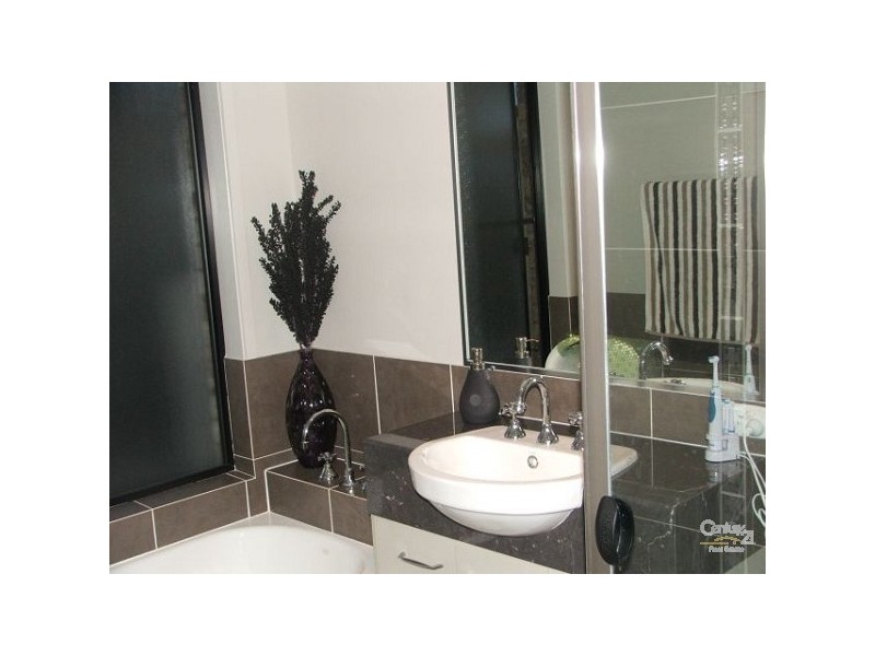 Logan Village QLD 4207