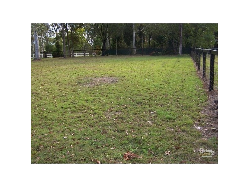 Logan Village QLD 4207