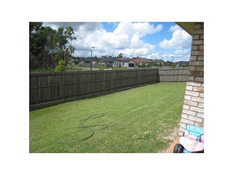 Regents Park QLD 4118