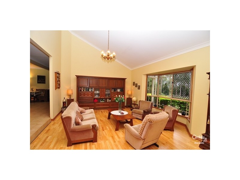 1529-1531 Chambers Flat Rd, Chambers Flat QLD 4133