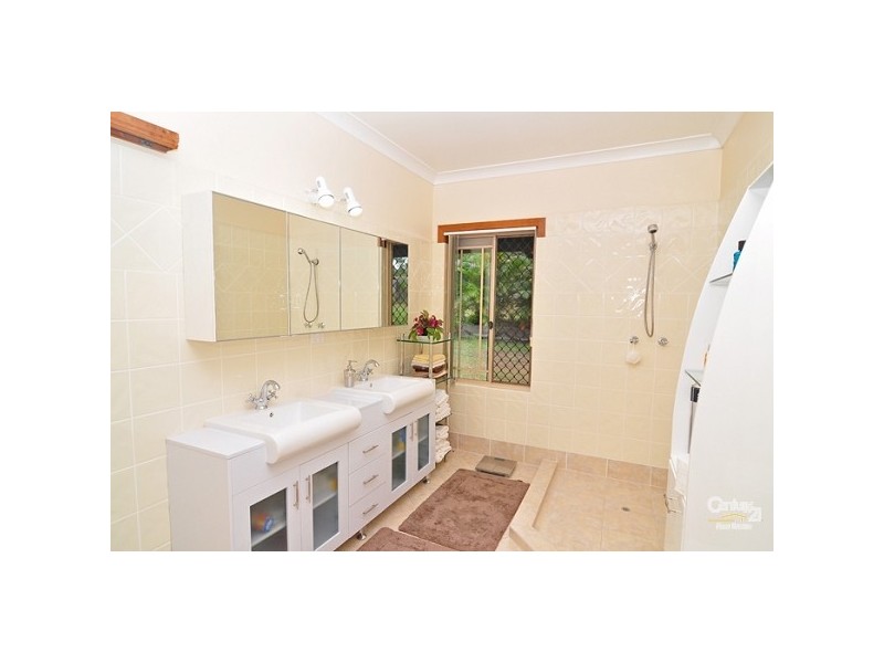 1529-1531 Chambers Flat Rd, Chambers Flat QLD 4133