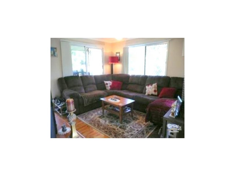 42 Loganview Rd, Logan Reserve QLD 4133