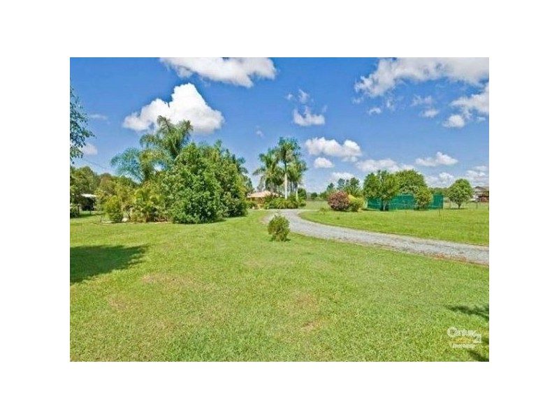 72 Glen Rd, Logan Reserve QLD 4133