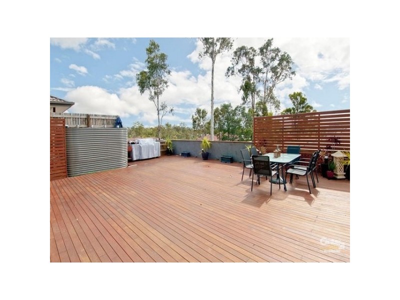 21 Waterline Cr, Waterford QLD 4133