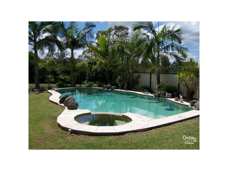 73 Evergreen Drive, South Maclean QLD 4280