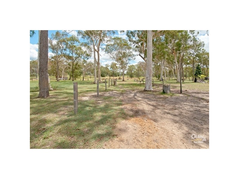 296 Holloway Road, Chambers Flat QLD 4133