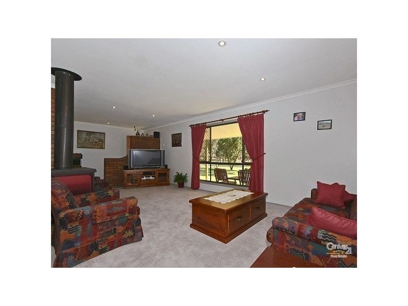 1 Sheree Court, Buccan QLD 4207
