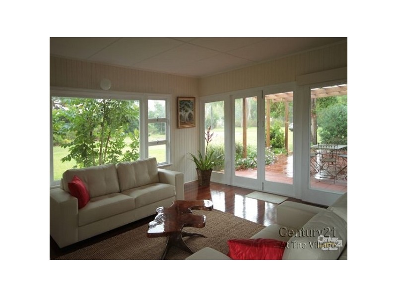 742 Waterford Tamborine Rd, Buccan QLD 4207