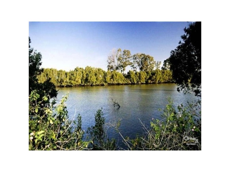377 Beenleigh Redland Bay Road, Carbrook QLD 4130