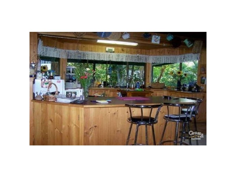 2 Brahman Road, Tamborine QLD 4270