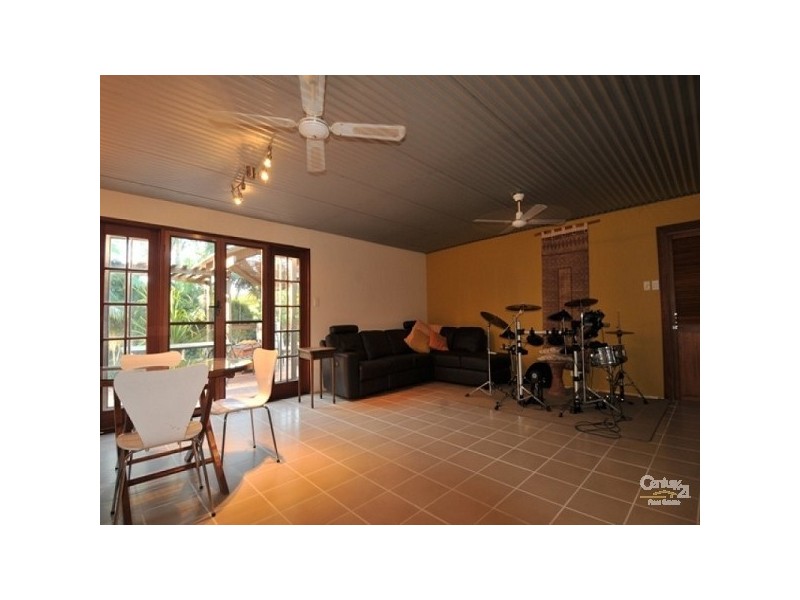 18 Brahman Road, Tamborine QLD 4270
