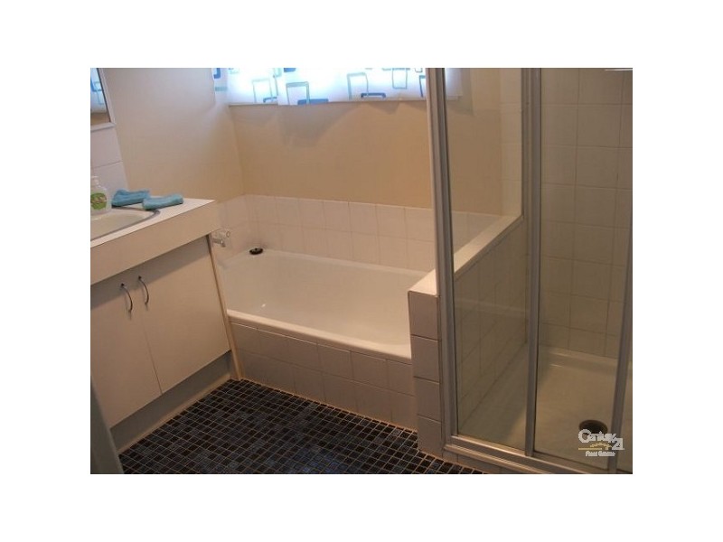 24 Outlook St, Waterford West QLD 4133