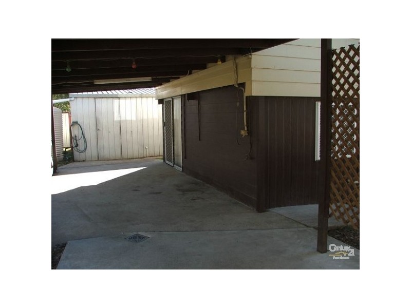 24 Outlook St, Waterford West QLD 4133