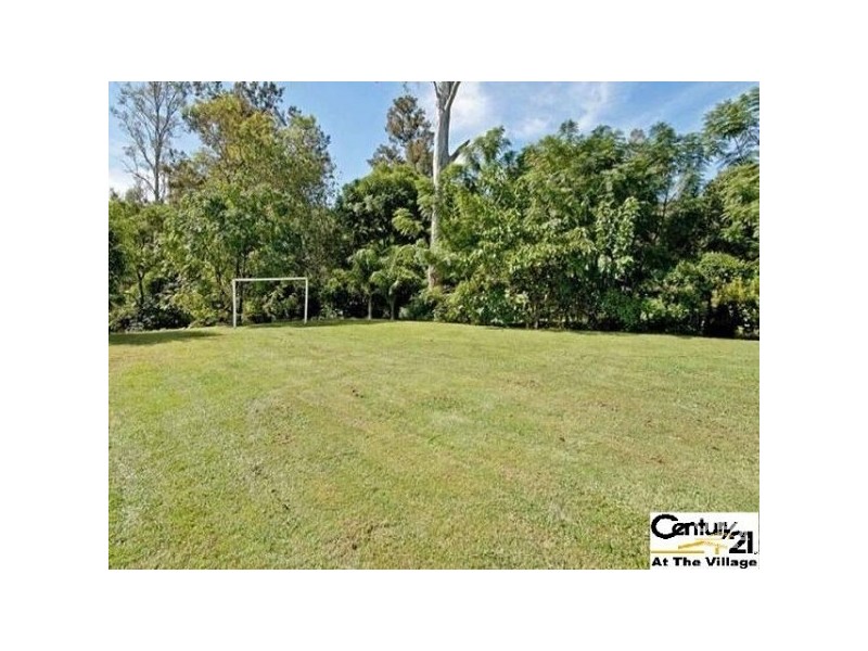 127 Vonda Youngman Drive, Tamborine QLD 4270