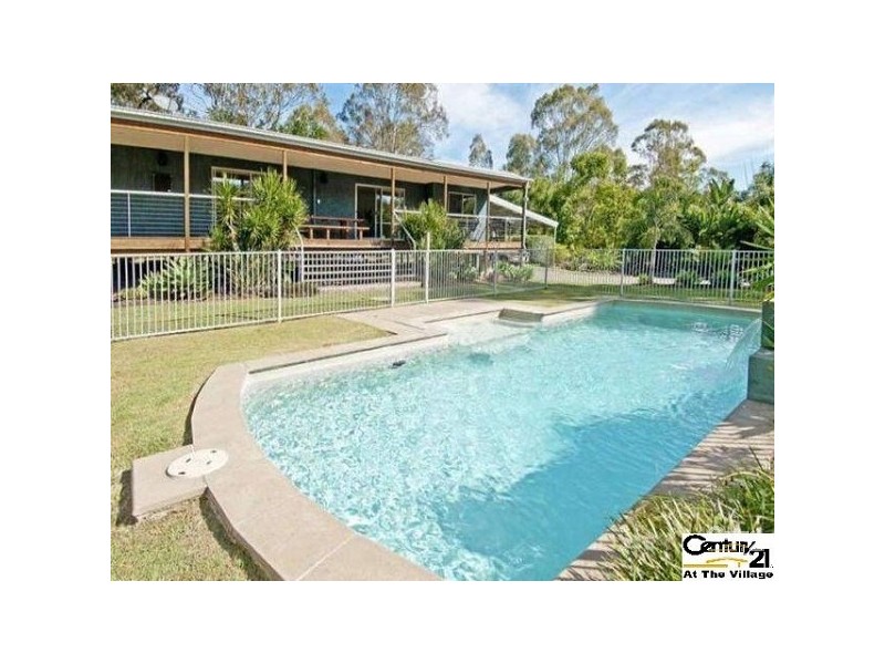 127 Vonda Youngman Drive, Tamborine QLD 4270