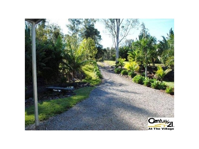 127 Vonda Youngman Drive, Tamborine QLD 4270