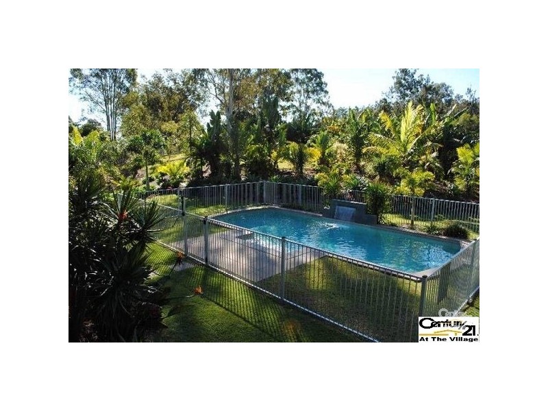 127 Vonda Youngman Drive, Tamborine QLD 4270