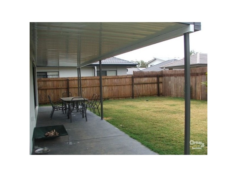 17 Coalstoun Crossing, Waterford QLD 4133