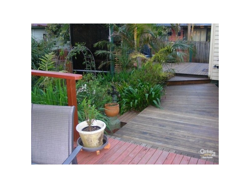 8 Wongawallan Road, Tamborine Mountain QLD 4272