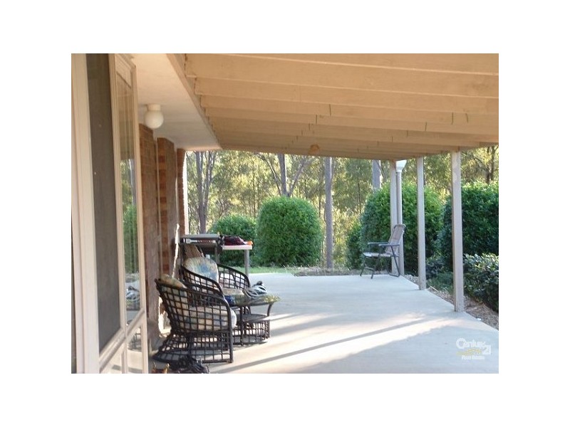 16 Naylor Drive, Tamborine QLD 4270