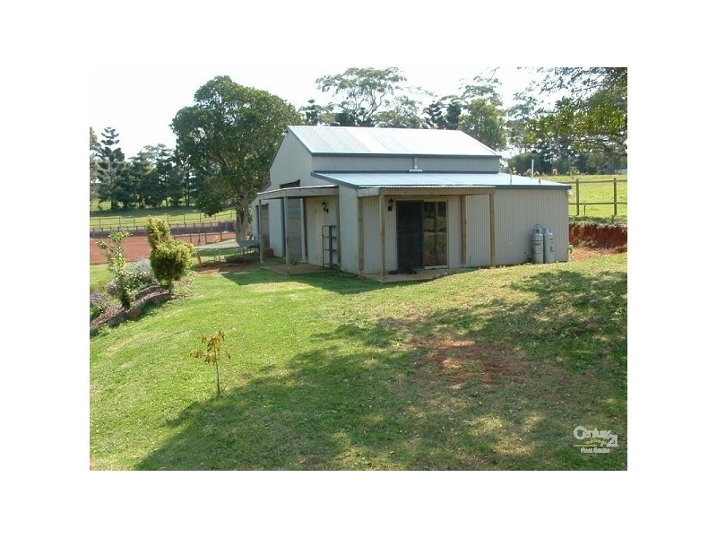30 Benowa Street, Tamborine Mountain QLD 4272