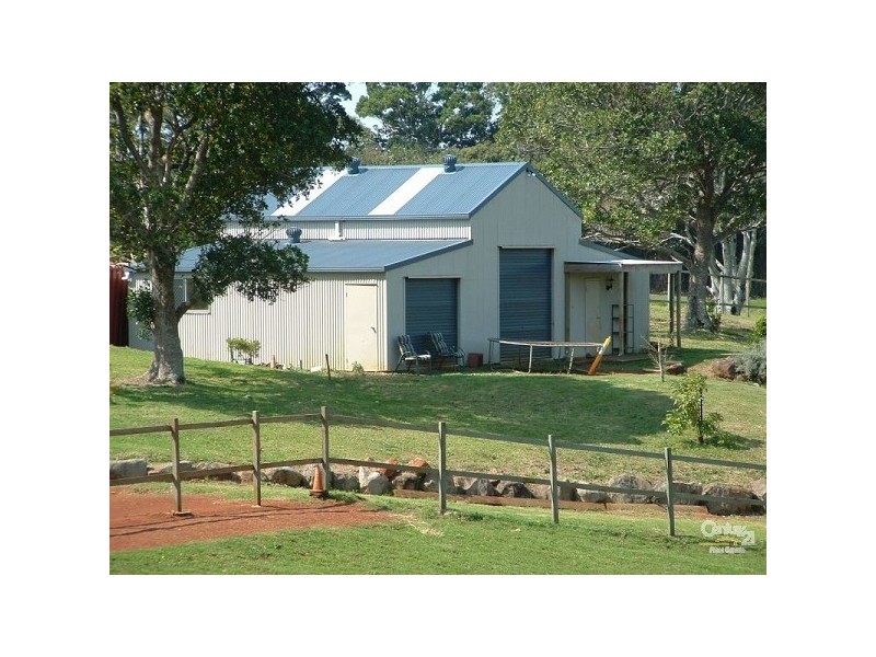 30 Benowa Street, Tamborine Mountain QLD 4272