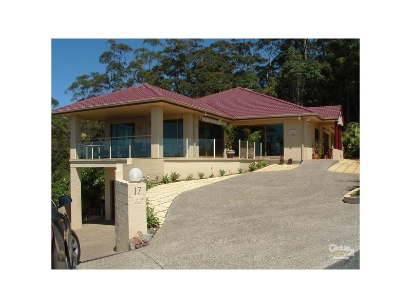 13 Eagles Retreat Place, Tamborine Mountain QLD 4272