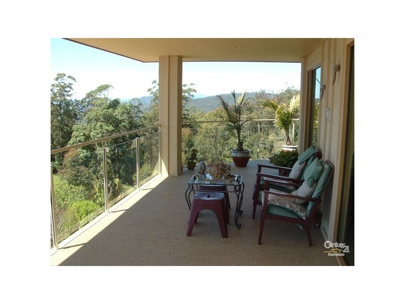 13 Eagles Retreat Place, Tamborine Mountain QLD 4272