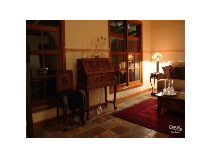 112 Naylor Drive, Tamborine QLD 4270