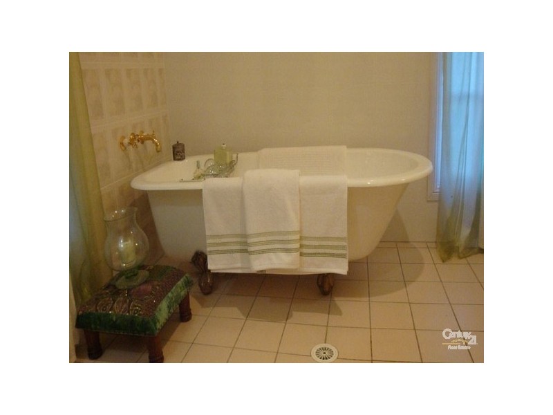 112 Naylor Drive, Tamborine QLD 4270