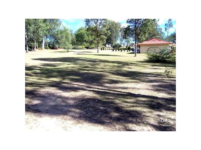1 Munstervale Road, Tamborine QLD 4270